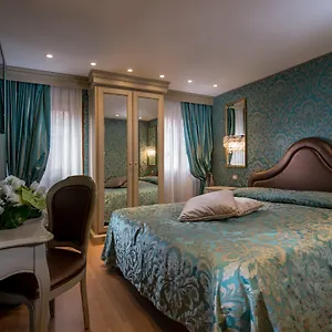 Ca' Marinella *** Venedig