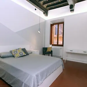 Monte Giordano Flats , רומא איטליה